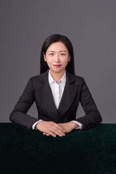 张震
